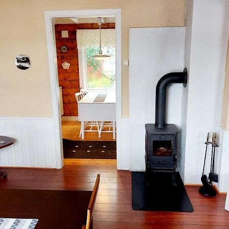 Solrik Beliggenhet I Lofotens Storste Fiskevaer Villa Ballstad Ngoại thất bức ảnh
