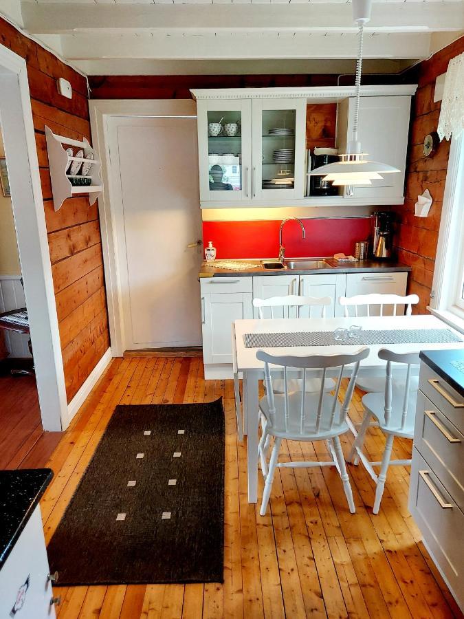 Solrik Beliggenhet I Lofotens Storste Fiskevaer Villa Ballstad Ngoại thất bức ảnh